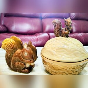 Vintage Ceramic Squirrel Nut Dish & Paper Towel Holder Set - Brown